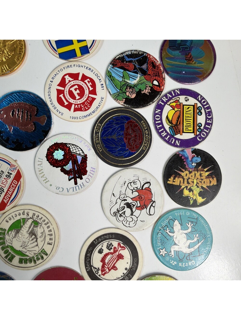 Lot Of 63 Pogs Slammers Solid Metal Plastic Cardboard Many Styles Big Value!! - Picture 5 of 14